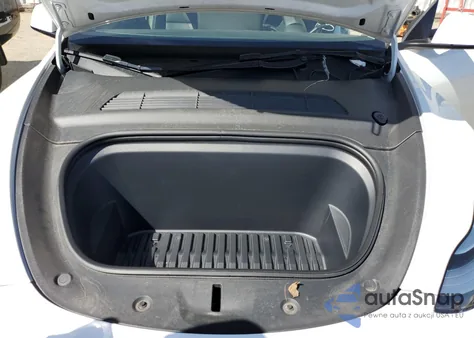 2023 Tesla Model Y из США, поврежденный, VIN 7SAYGDEE0PA069003